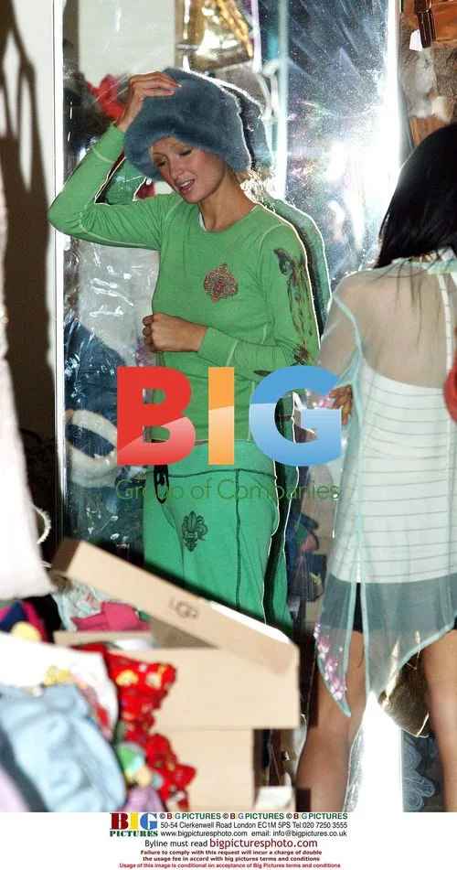 Paris Hilton Shopping on Robertson Blvd