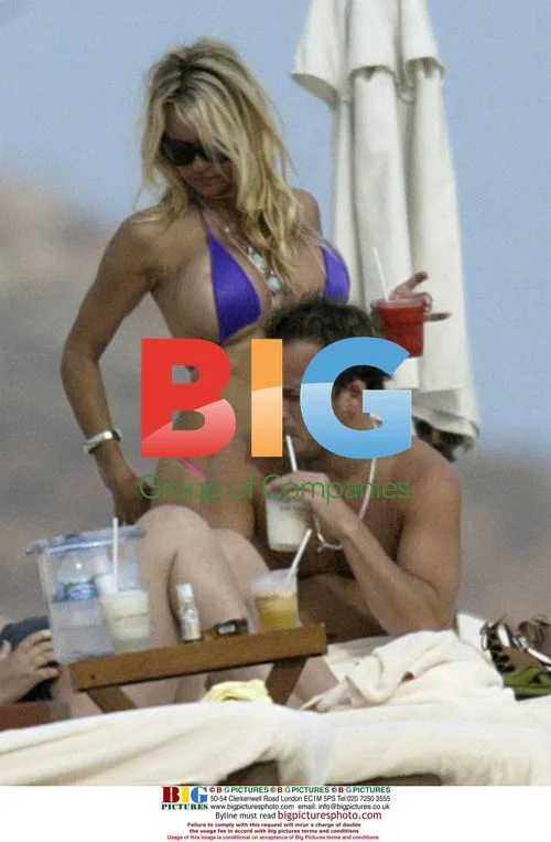 Pamela Anderson and Stephen Dorff's Beach Getaway