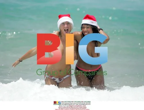 Aussie Models Lianni and Mellisa Topless at Bondi Beach