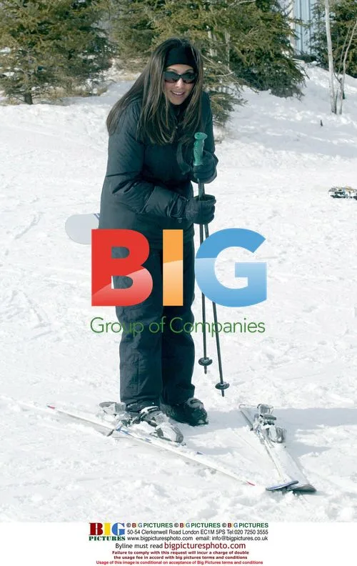 Jamie Lynn DiScala Skiing in Aspen