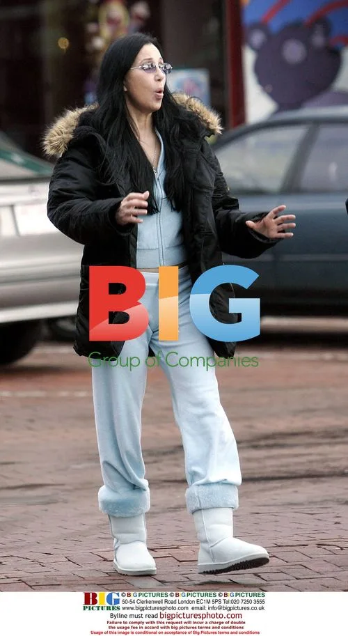 Cher Shopping in Malibu