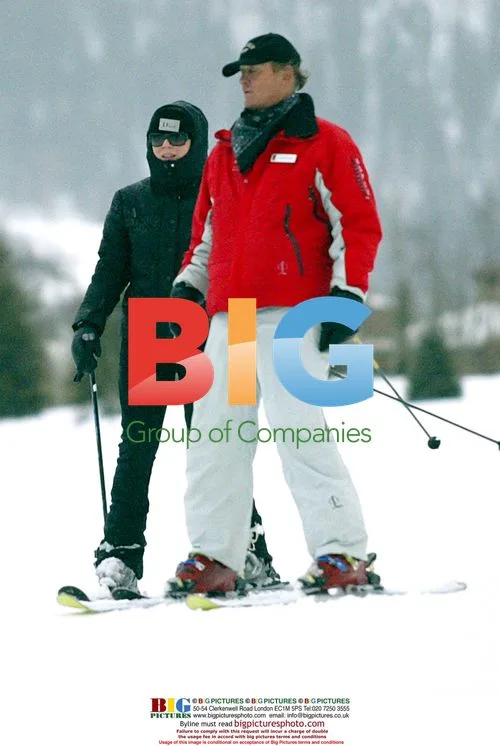 Mariah Carey skiing in Aspen