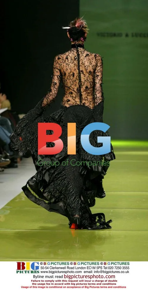 Laura Sanchez on Gaudi Catwalk