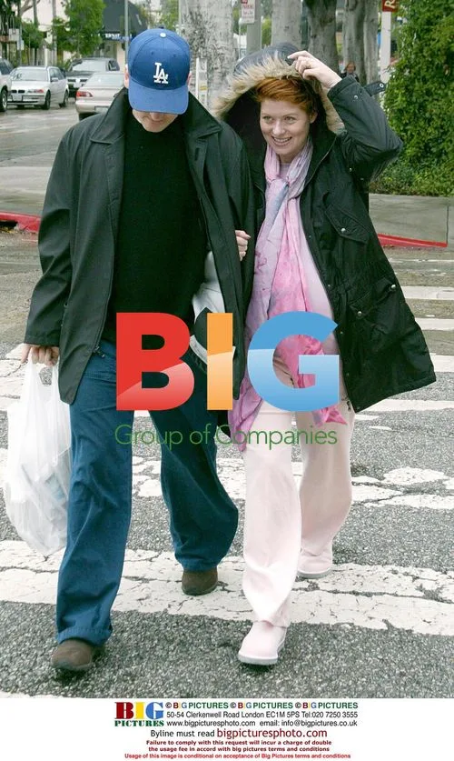 Pregnant Debra Messing Out Shopping with Husband