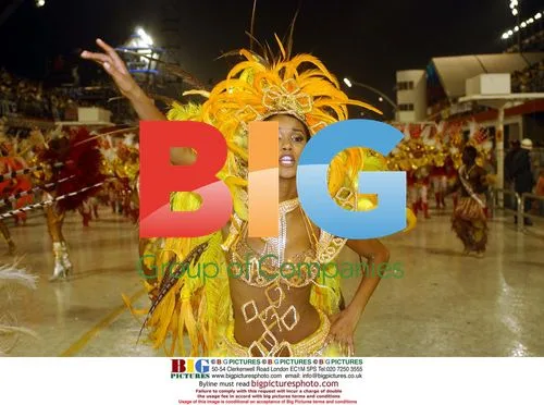 Tais Araujo Dancing at Sao Paulo Carnival