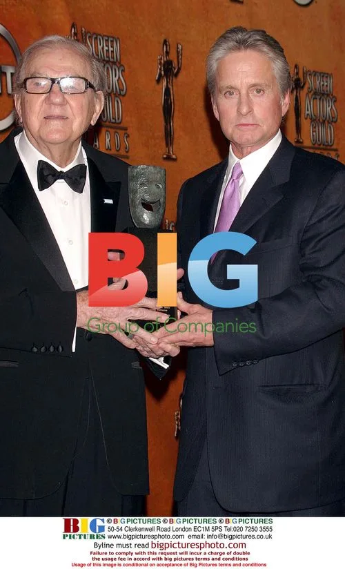 Karl Malden and Michael Douglas at SAG Awards 2004
