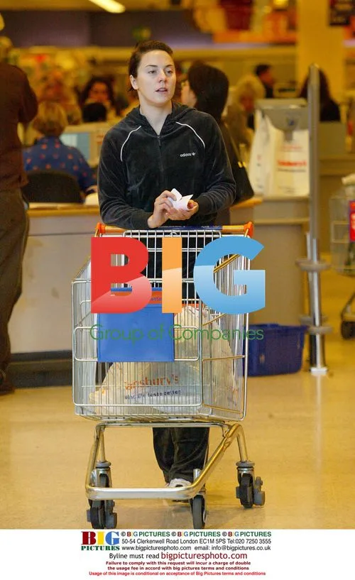 Mel C Shopping in North London