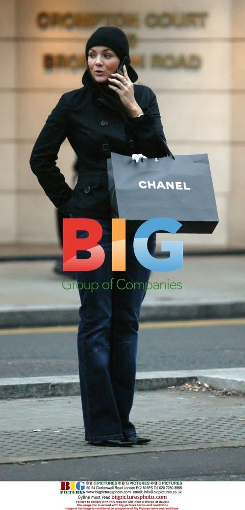 Martine McCutcheon Shopping in London