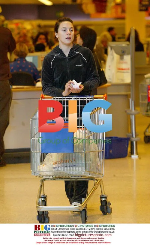 Mel C Spotted Shopping in Sainsbury's