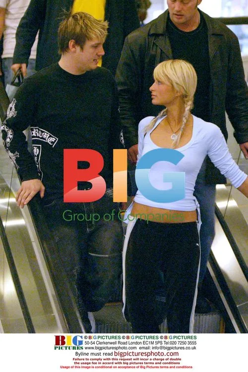 Paris Hilton out with Nick Carter