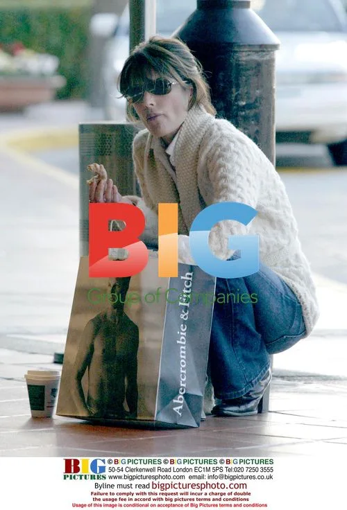 Lara Flynn Boyle Shopping in Beverly Hills