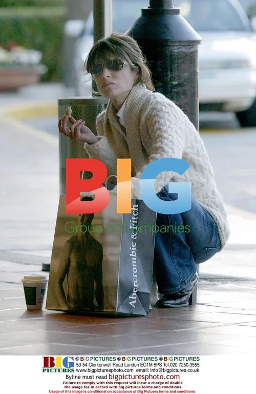 Lara Flynn Boyle Shopping in Beverly Hills