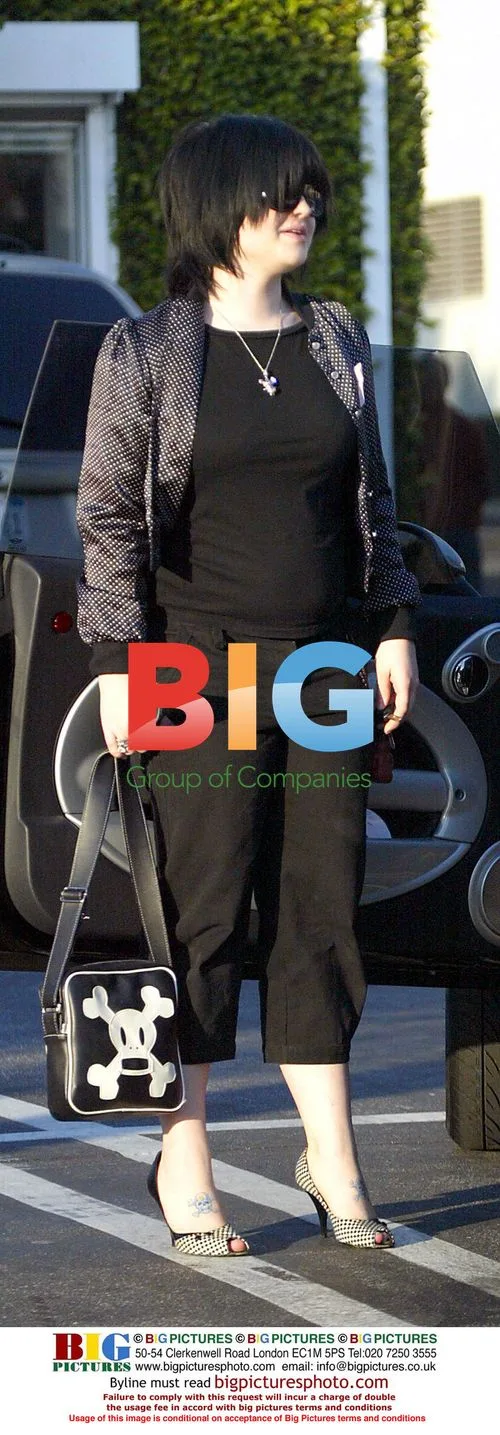 Singer Kelly Osbourne Shopping in Hollywood