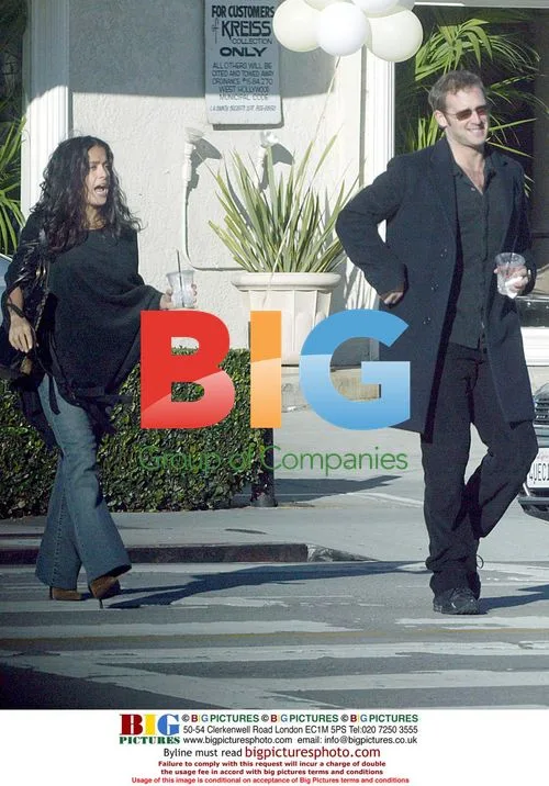 Salma Hayek and George Lucas Shopping