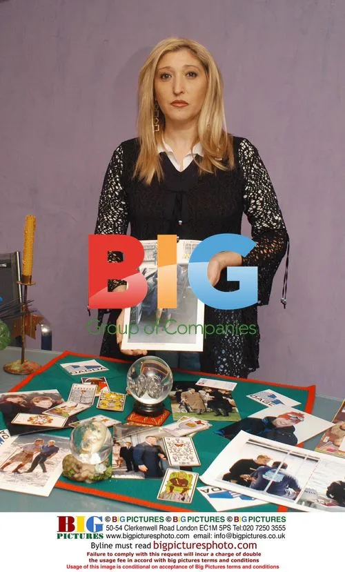 Spanish Fortune-Teller Predicts British Royals' Future