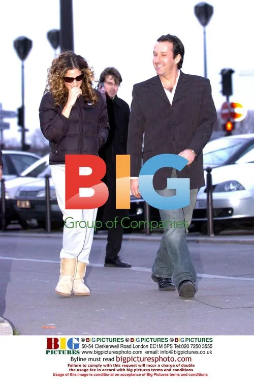 Celebrity Couple on Outing