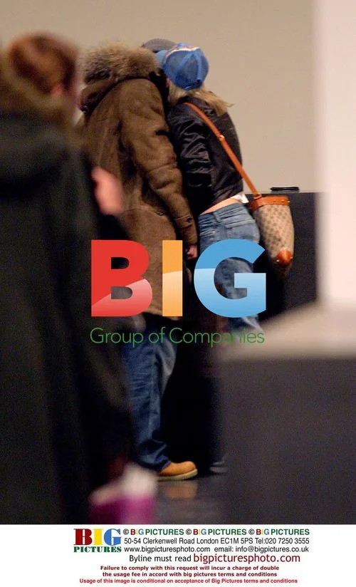 Kate Lawler Seen Shopping with Boyfriend