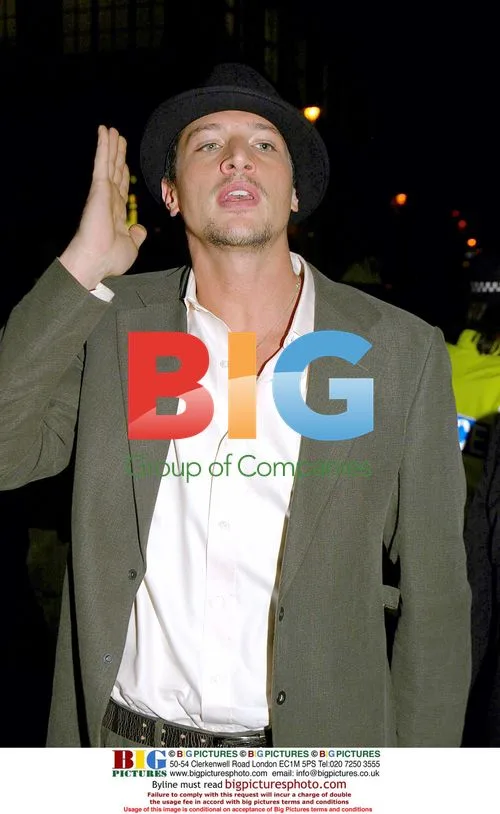 Simon Rex at 'Scary Movie 3' Premiere