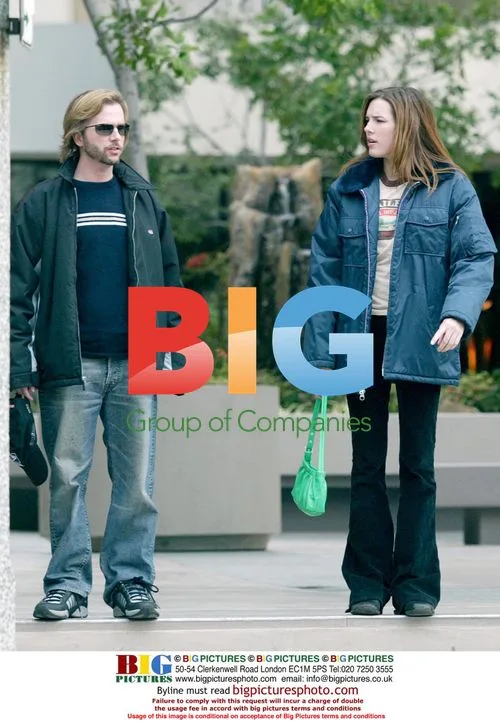 David Spade shopping with girlfriend