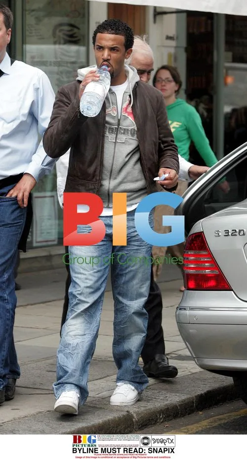 Craig David out shopping in Notting Hill