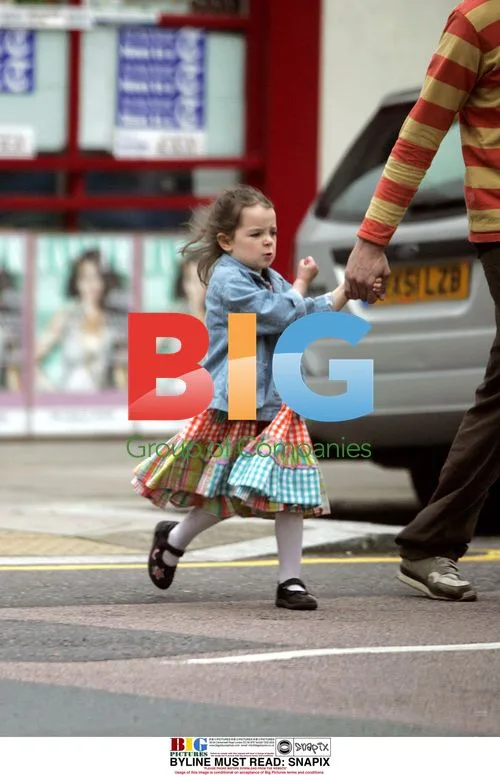 Samantha Morton's Daughter Plays in Park with Boyfriend