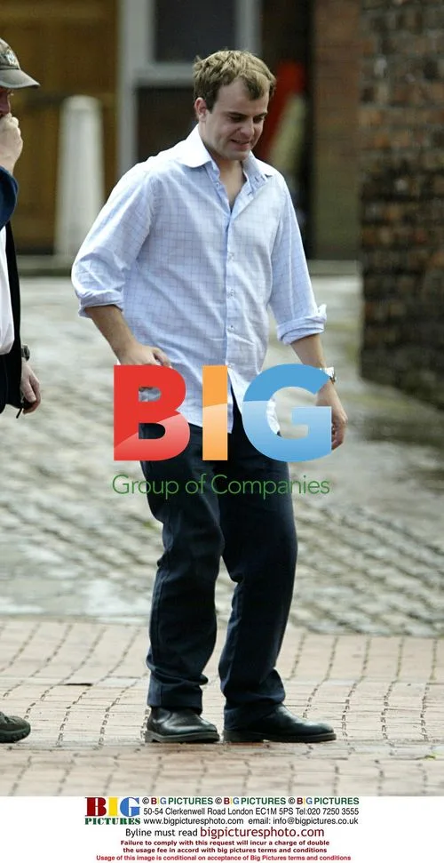 Simon Gregson Arrives on Coronation Street Set