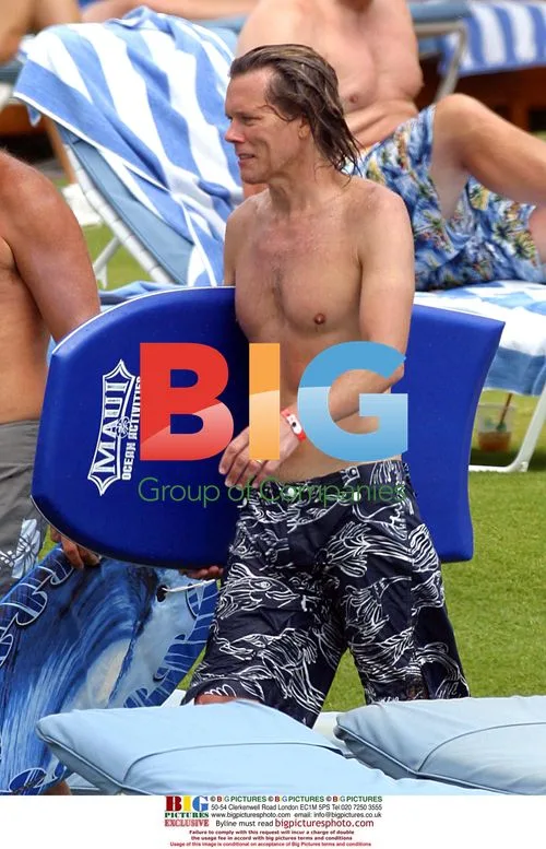 Kevin Bacon with family in Maui