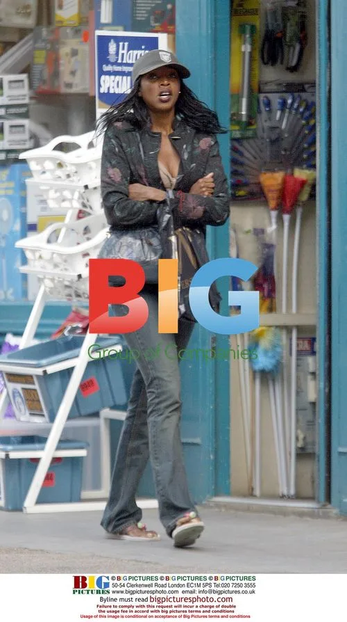 TV Presenter Josie D'Arby Shopping