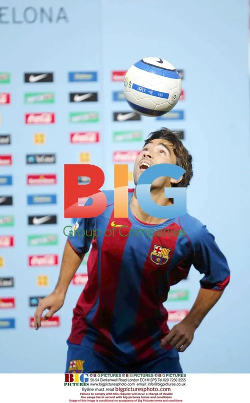 Deco Signing Barcelona Deal