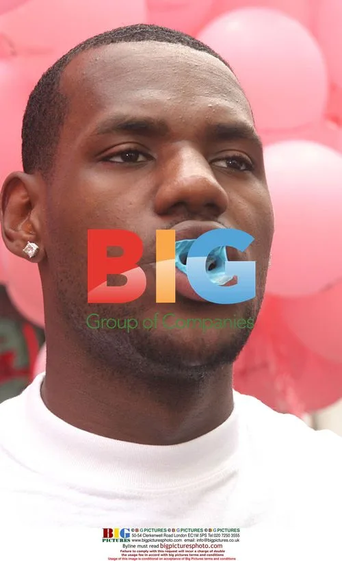 Lebron James Promotes Bubble Gum in Times Square
