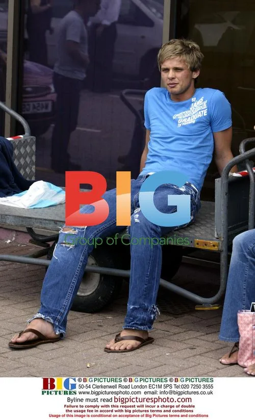 Celebs Arrive for Reality Show Shoot