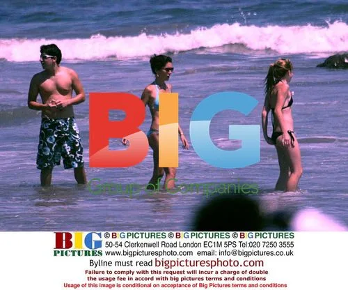 Lara Flynn-Boyle at Malibu Beach