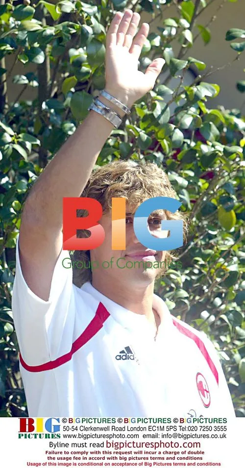 Hernan Crespo Joins AC Milan