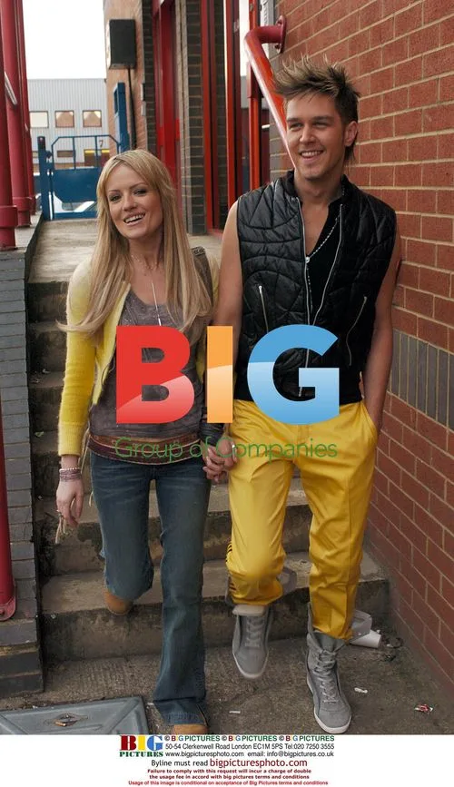 Phixx's Andrew Kinlochan and Hayley Evetts Film Pop Video
