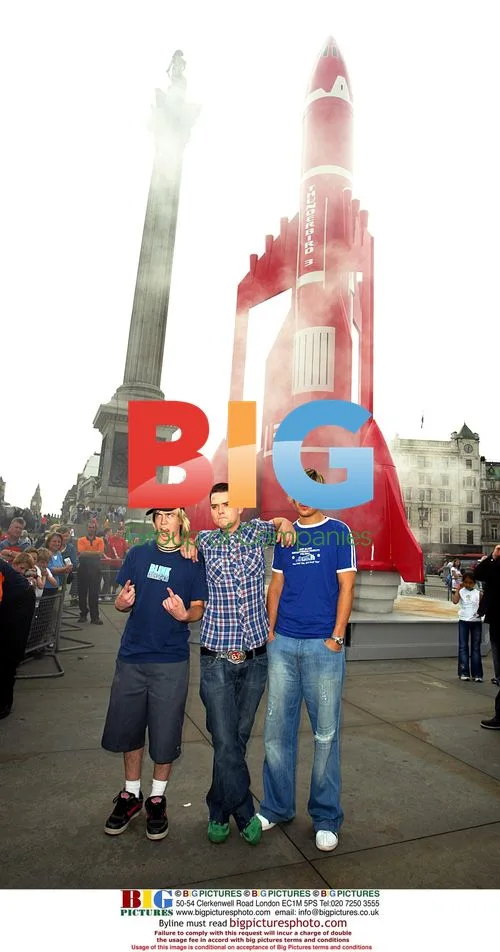 Boy band BUSTED with Thunderbird 3 rocket