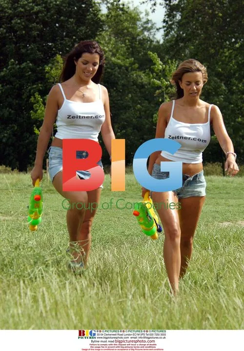 Models Coralie and Lucy at Park