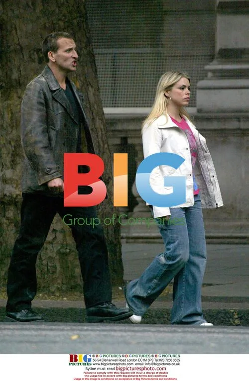 Eccleston and Piper on Dr. Who Set