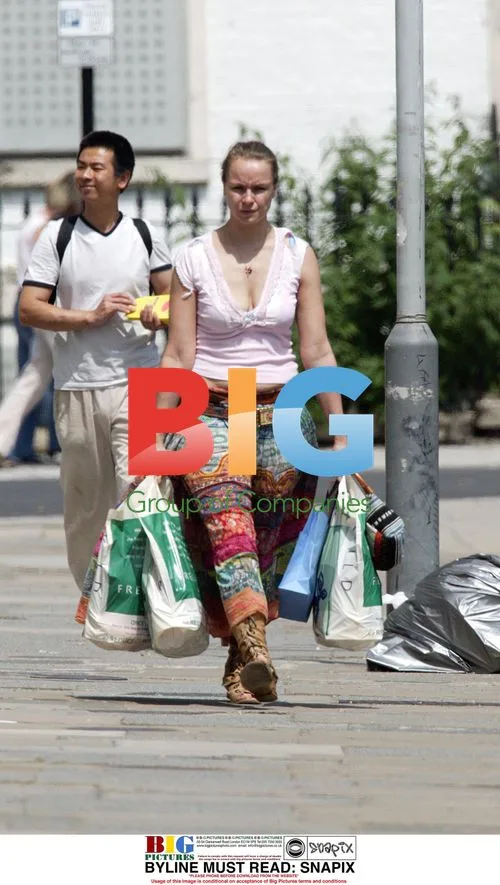 Samantha Morton Shopping in North London