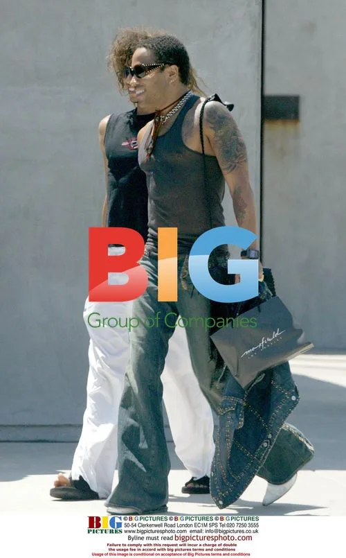 Lenny Kravitz Shopping in Beverly Hills