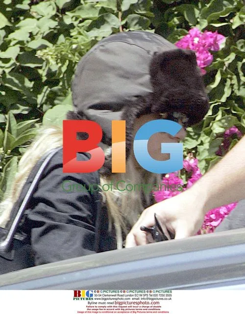 Mary-Kate Olsen Lunch at Ivy after Rehab