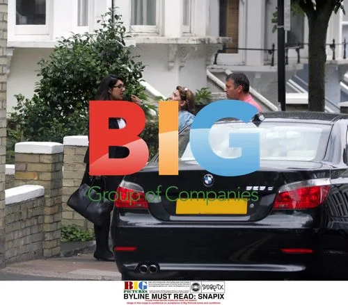Jacques Santini House Hunting in London