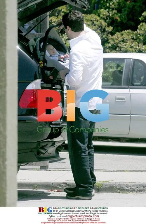 Debra Messing with family in Venice