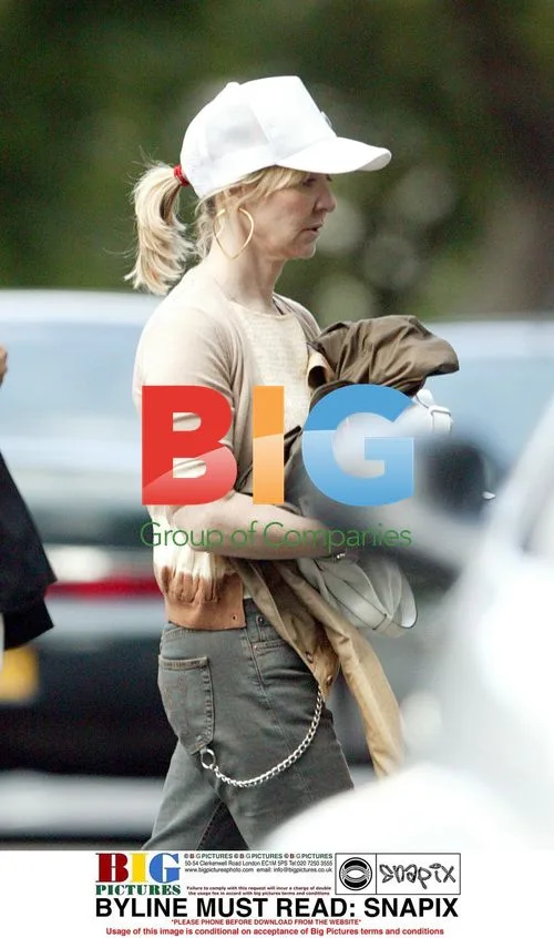 Lulu returns to North London home
