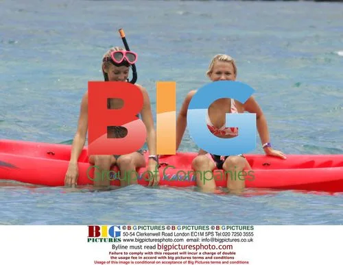 Reality TV Stars Vacation in Hawaii