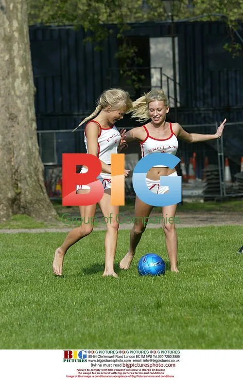 Glamour Models Natalie Denning and Anna Taverner