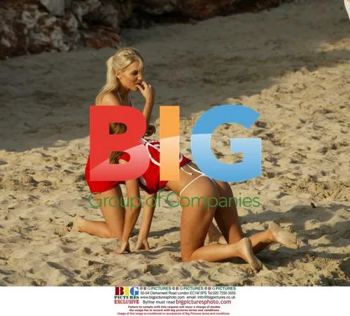 Models Tanya and Kayle on Beach
