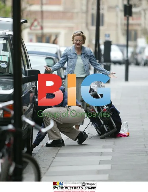 Alice Beer out with daughters at Harrods