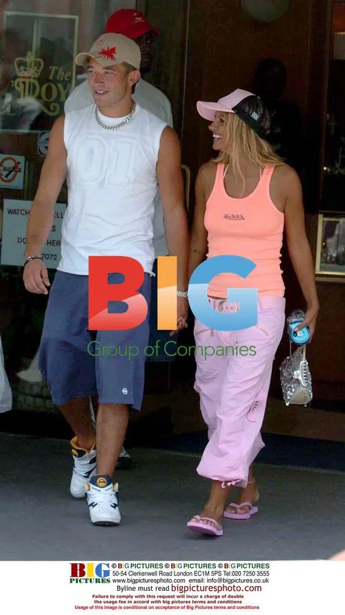 Scott Sullivan and Jodie Marsh Shopping