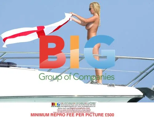 Glamour Models on Yacht Support England