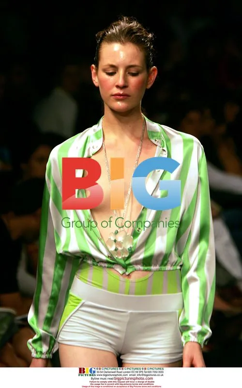 Model Anna Hickman at Fashion Rio